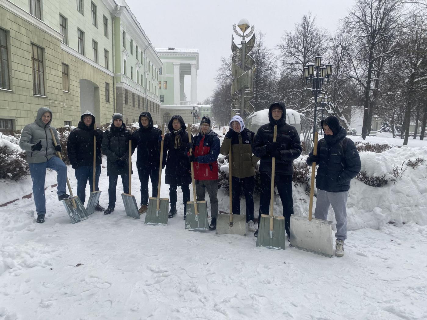 Снегу быть, но не на дорогах